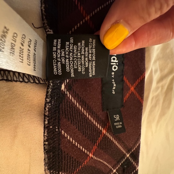 Torrid Studio Pull-On Pocket Pixie Wide-Leg Pants – Burgundy Plaid - Picture 9 of 9